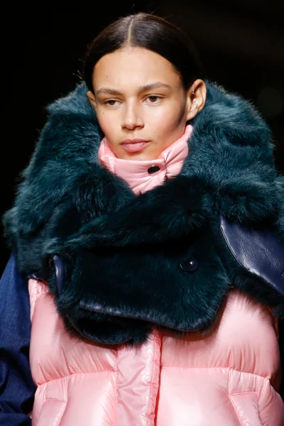 Look 74